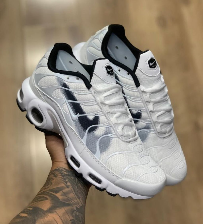 TÊNIS AIR MAX PLUS TN